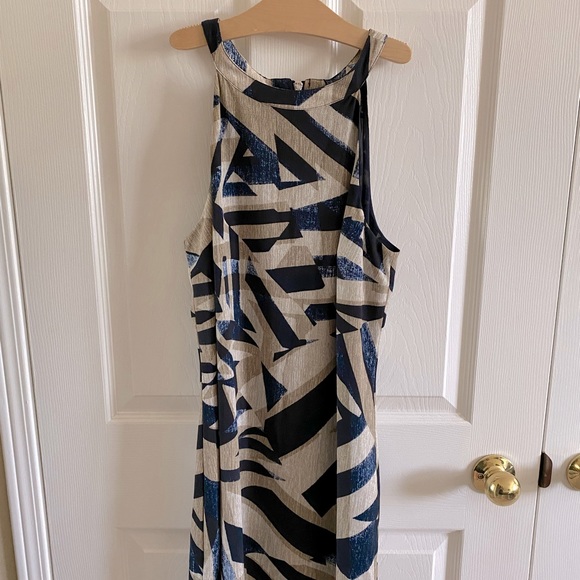 Le Chateau Navy Print Weekend Dress - Picture 2 of 5